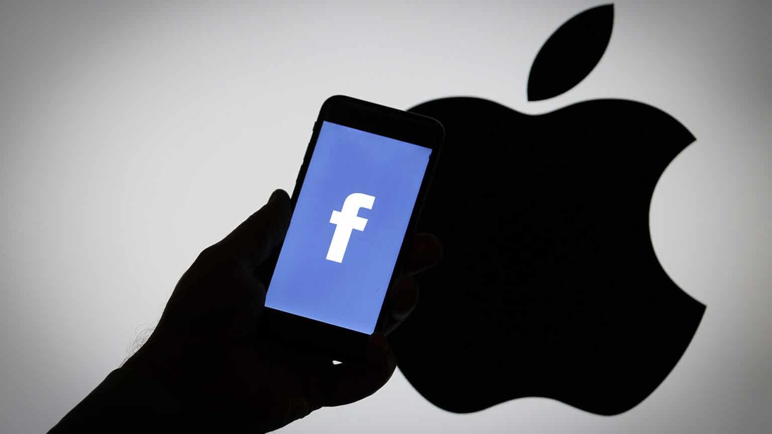 Facebook Apple feud raised after dispute made it to public over users data