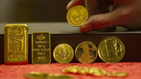 ضغوط عوائد سندات الخزانة تهبط بأسعار الذهب