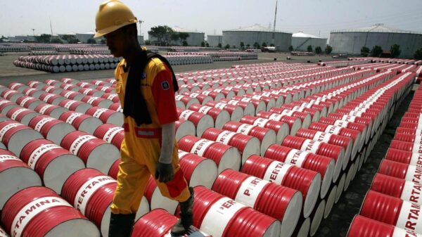 الولايات المتحدة تقرر سحب مليون برميل يوميا من احتياطي النفط