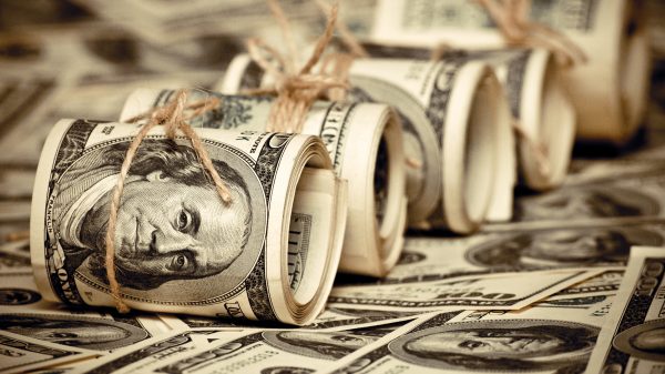 استثمارات السعودية