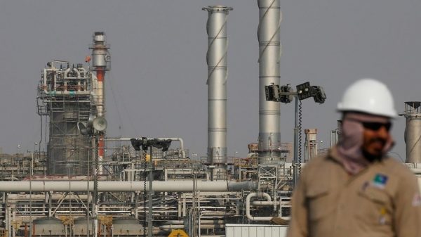 السعودية أكبر مصدر نفط