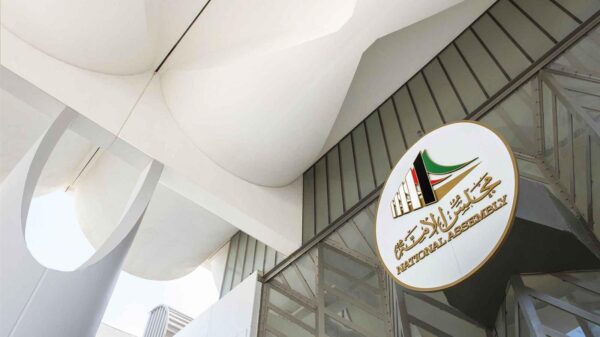 الكويت: زيادة ضعيفة في نسبة تكويت الوظائف سنويا