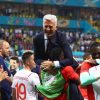 سويسرا تطيح ببطل العالم