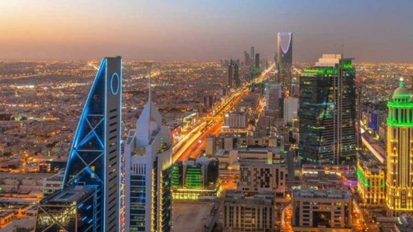 صندوق الاستثمارات السعودي يعيّن بنوك لإصدار سندات خضراء