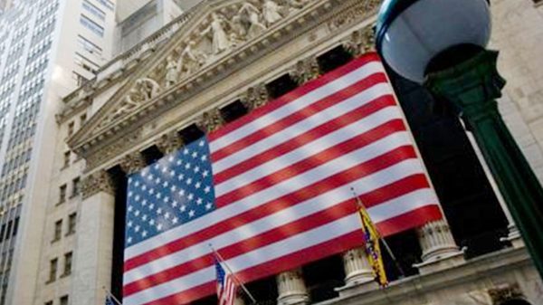 وزارة الخزانة: الاقتصاد الأمريكي سيواصل النمو رغم الانكماش بالربع الأول
