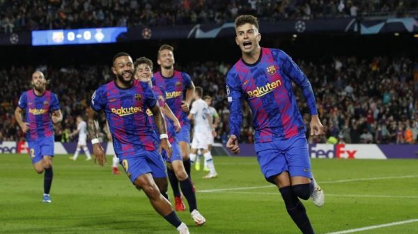 برشلونة يخطف فوزا مهما من كييف بأبطال أوروبا