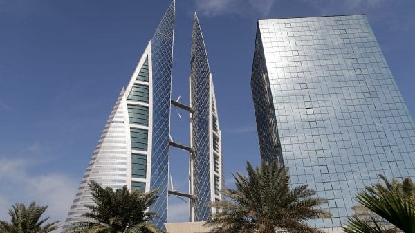 وكالة موديز تغيّر النظرة المستقبلية للبحرين من سلبية إلى مستقرة
