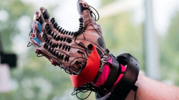 Haptic glove