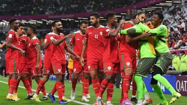 عمان ترافق قطر للدور ربع النهائي بكأس العرب