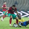 المنتخب المغربي يقتنص صدارة المجموعة بتعادل صعب أمام الجابون
