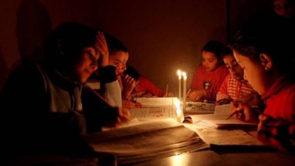 كهرباء لا تنتهي مأساتها في غزة