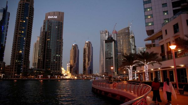 صندوق النقد: الاقتصاد الإماراتي سيسجل نموا بنسبة 2.2% في 2021