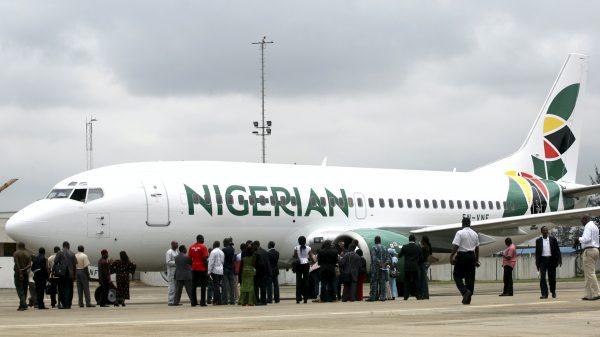 شركات الطيران النيجيرية تعلّق الرحلات لغلاء الوقود