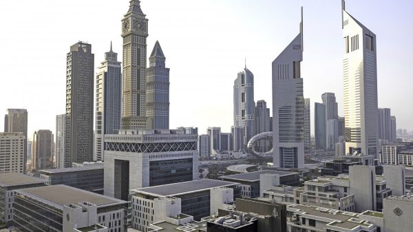 نمو ملحوظ على سوق العقارات في دبي خلال النصف الأول