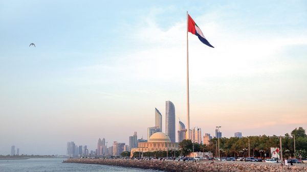 الإمارات: القطاع الخاص غير النفطي يحقق نموا قويا في سبتمبر