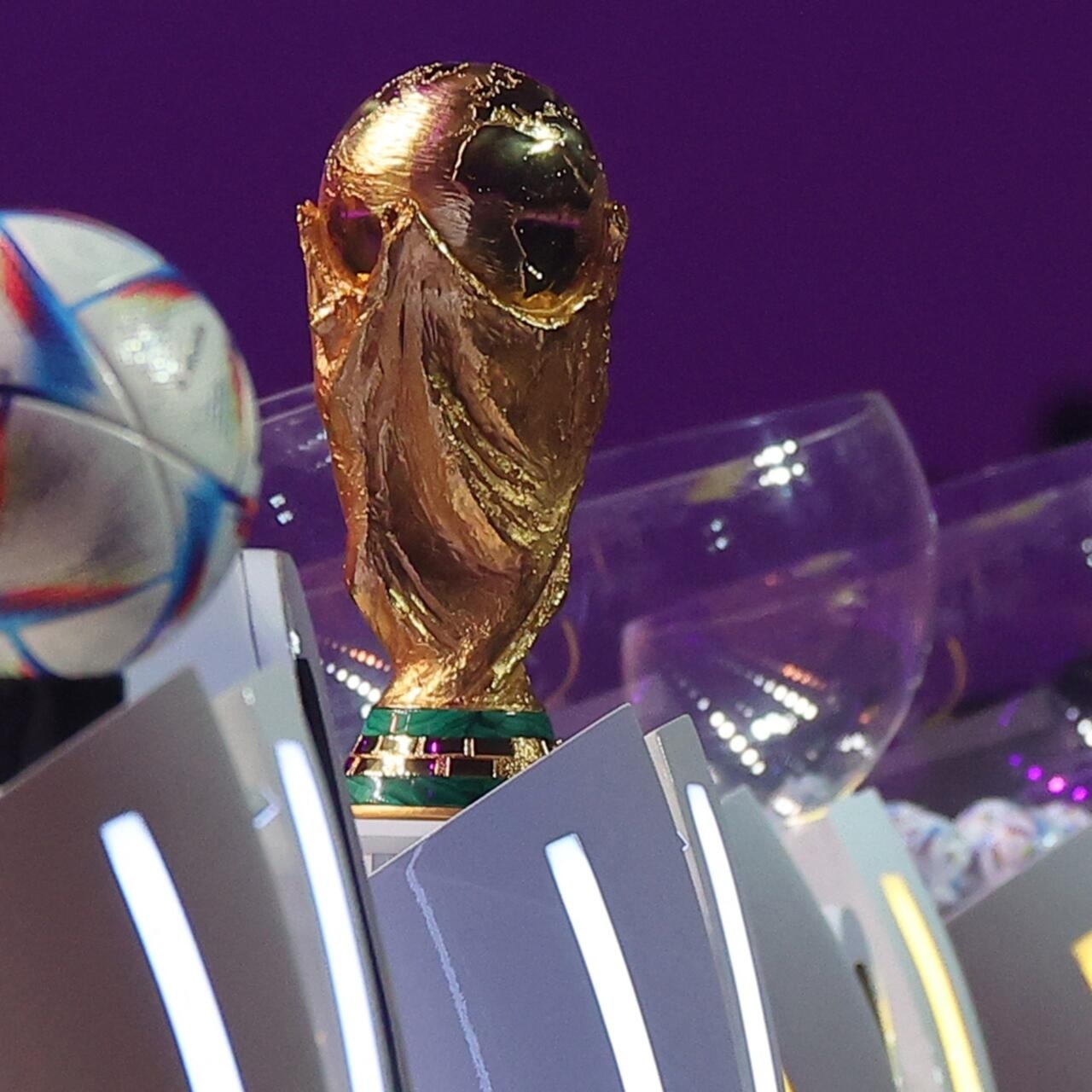 "فيفا" يضخ مبلغا كبيرا للأندية حول العالم خلال مونديال قطر