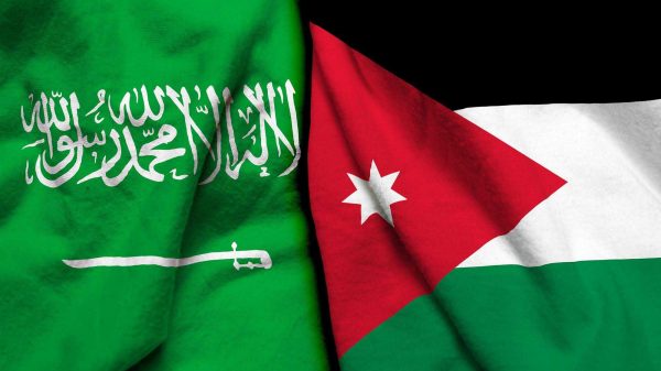 السعودية والأردن توقعان اتفاقية الربط الكهربائي الشهر المقبل