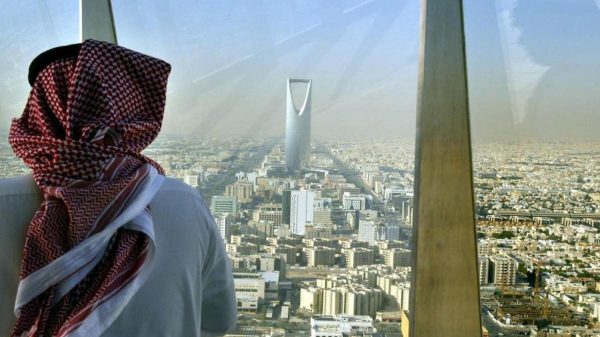 المملكة السعودية تواصل التقدم على مؤشر القيم بقطاع الأعمال