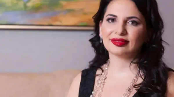 روجا إيجناتوفا