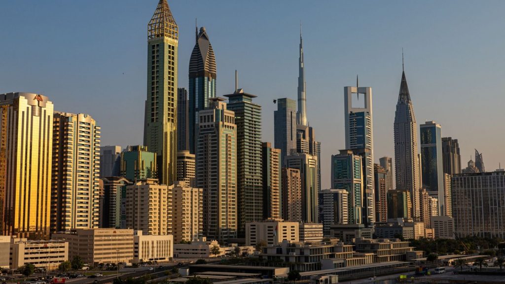 نمو القطاع الخاص غير النفطي في السعودية يتسارع خلال يونيو