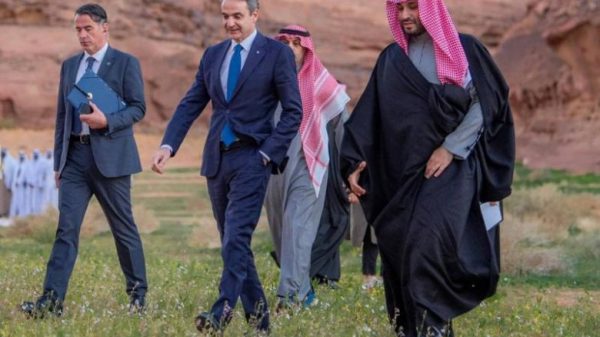 رئيس الوزراء اليوناني