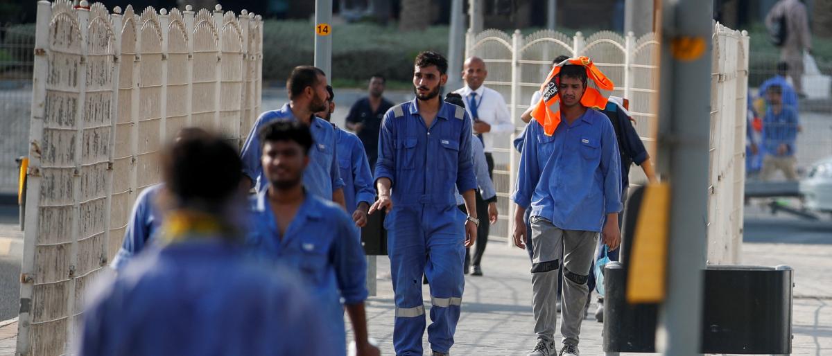 تحويلات العمال الأجانب بالخليج تبلغ 131 مليار دولار في 2023